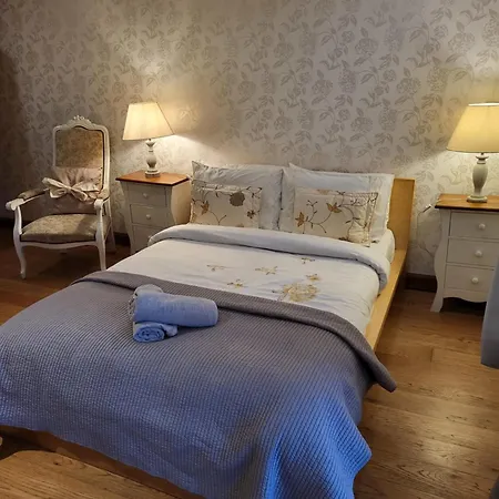 בית נופש 5 Bed House - Sleeps 10 - Pets - Pool - Hottub *